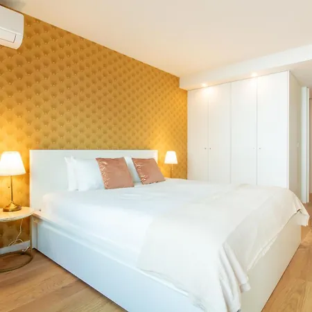 Golden Comfort Casabela 7 Star By Lovelystay 포르투