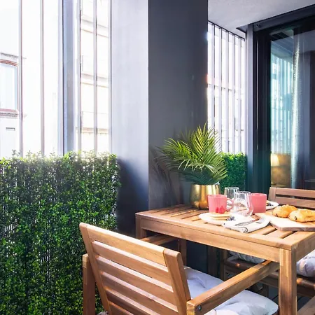아파트 Golden Comfort Casabela 7 Star By Lovelystay