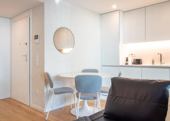 Golden Comfort Casabela 7 Star By Lovelystay Apartment Porto