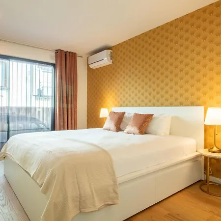 Golden Comfort Casabela 7 Star By Lovelystay Lägenhet *